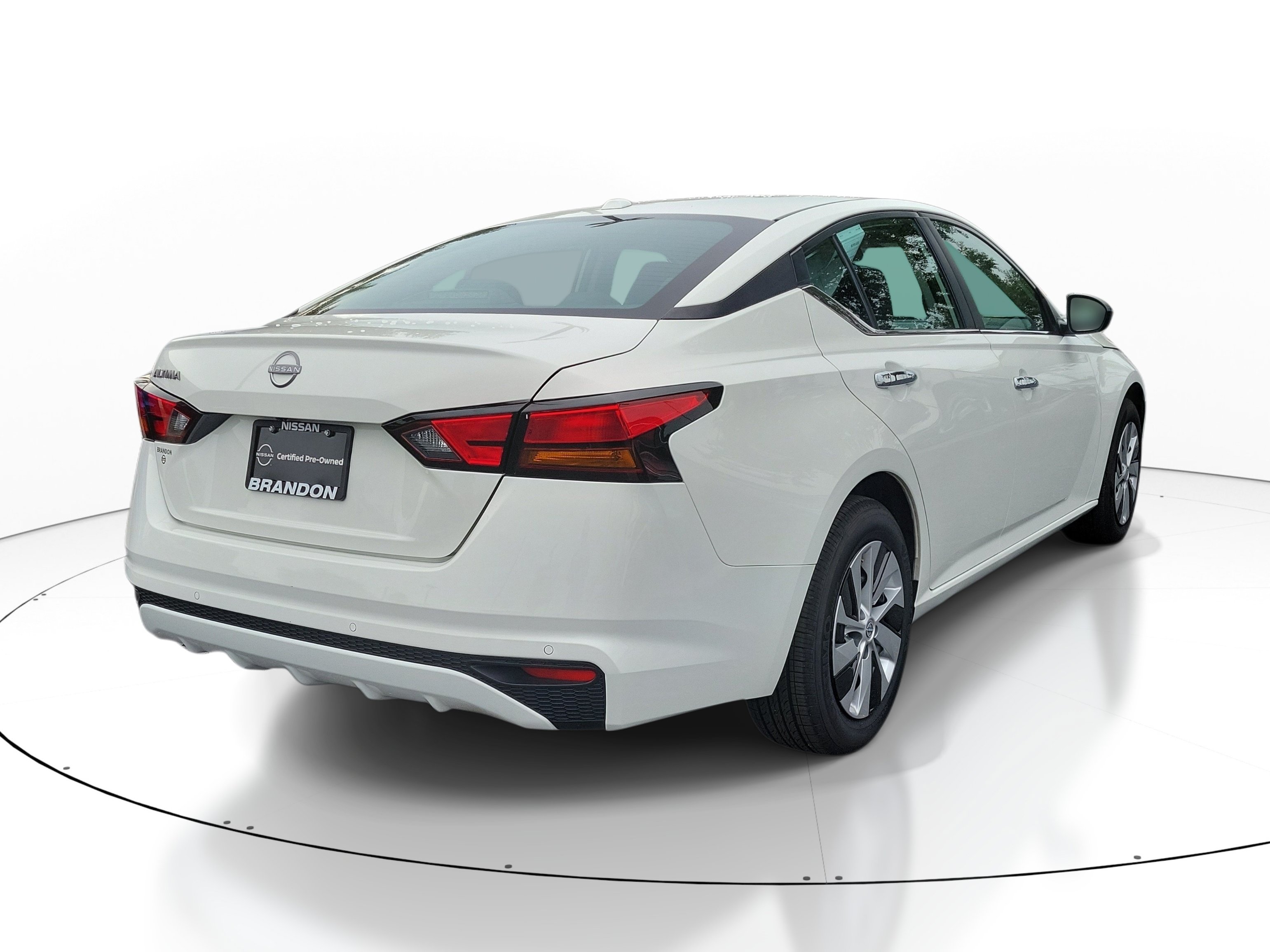 Certified 2025 Nissan Altima 2.5 S FWD image 7
