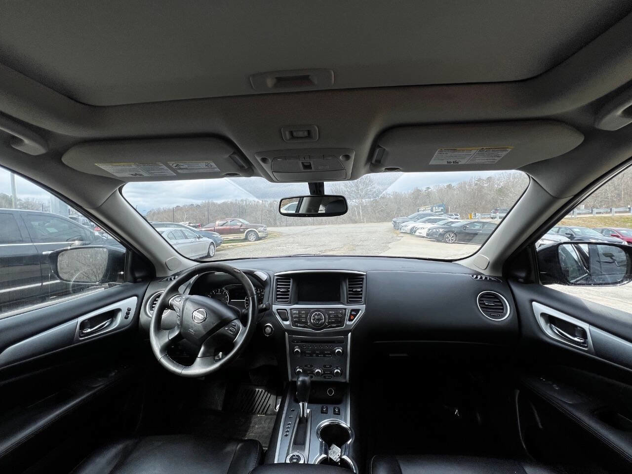 Used 2017 Nissan Pathfinder SL w/ SL Premium Package image 12