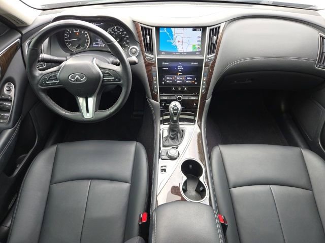 Used 2018 INFINITI Q50 Luxe w/ Essential Package (3.0T Luxe) RWD image 11