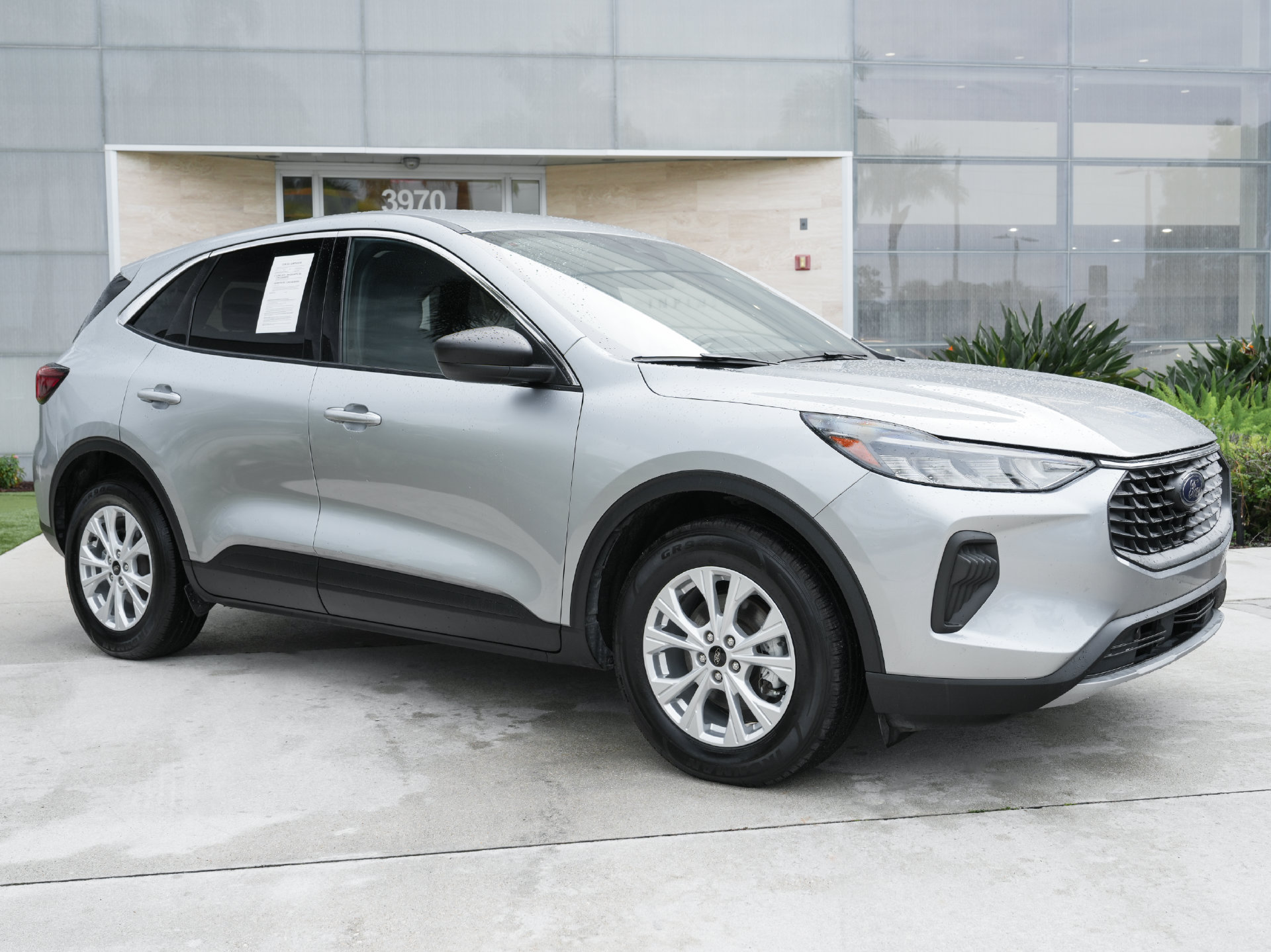 Used 2024 Ford Escape Active FWD image 4