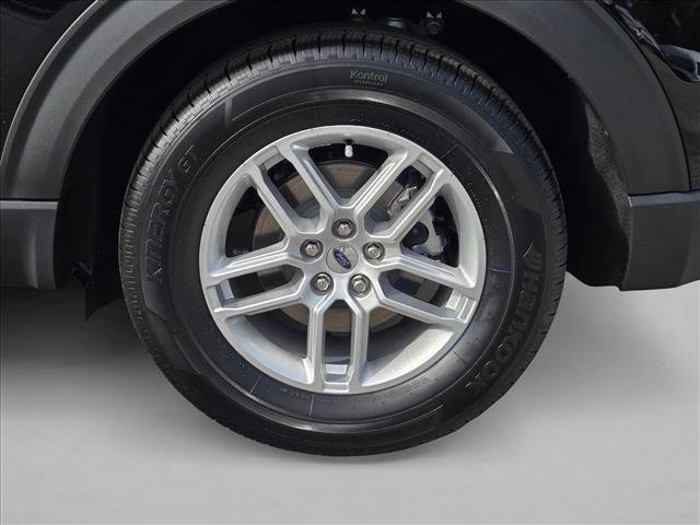 New 2026 Ford Explorer Active image 9