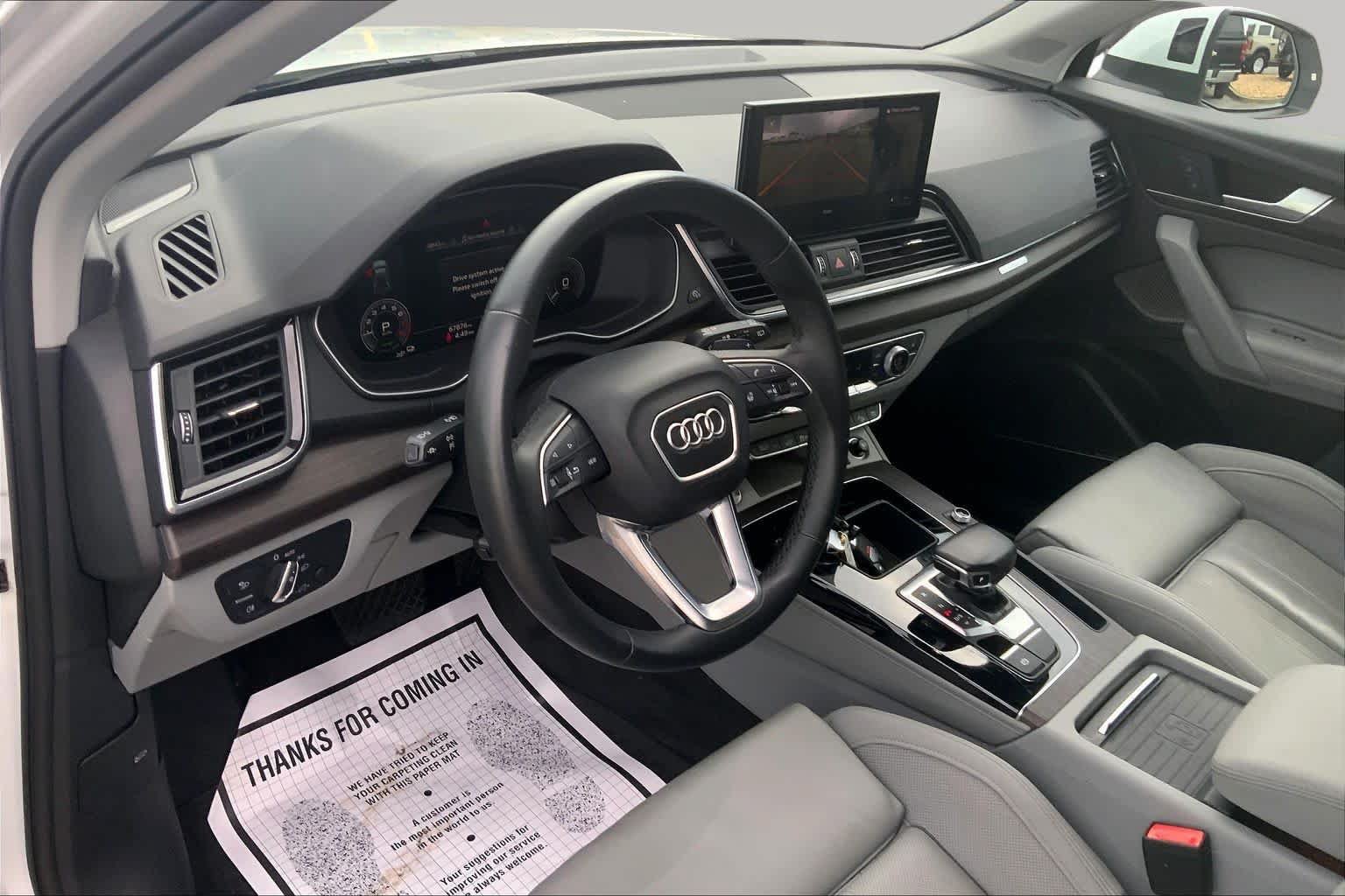 Used 2021 Audi Q5 e Premium Plus w/ Premium Plus Package AWD/4WD image 18