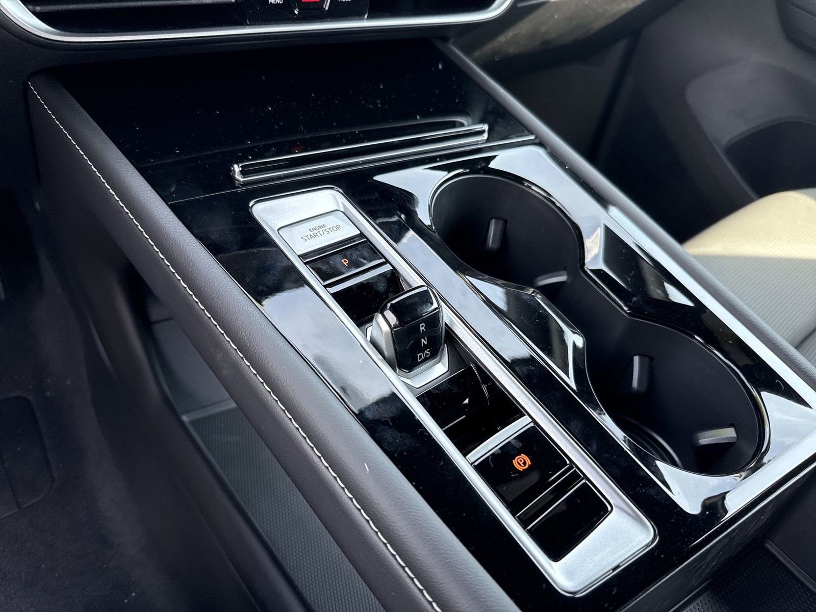 New 2025 Volkswagen Atlas Cross Sport SEL image 21