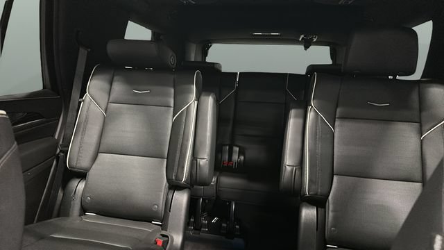 Used 2022 Cadillac Escalade Sport w/ LPO, ONYX Package AWD/4WD image 28