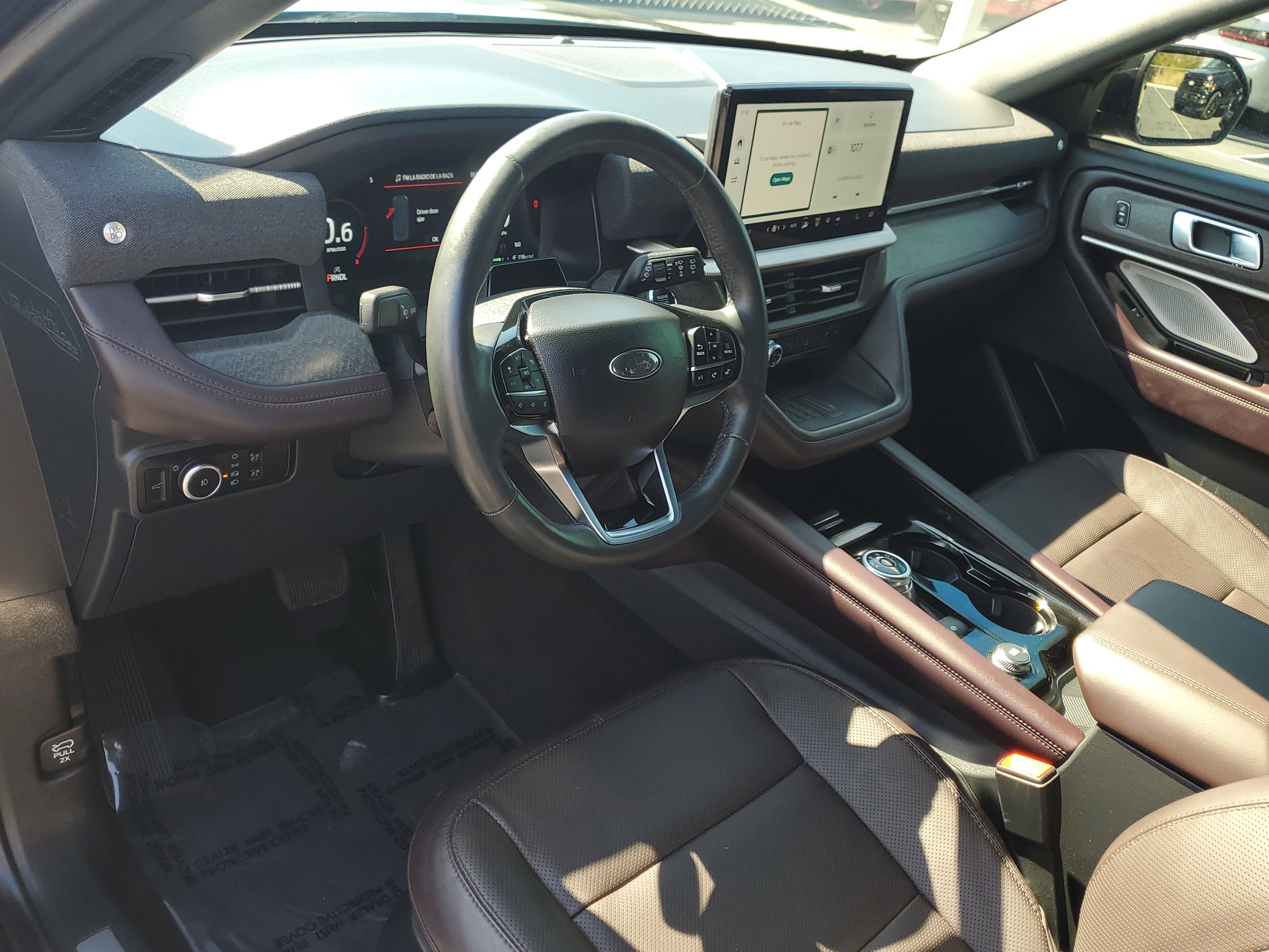 Certified 2025 Ford Explorer Platinum w/ Ultimate Package image 23