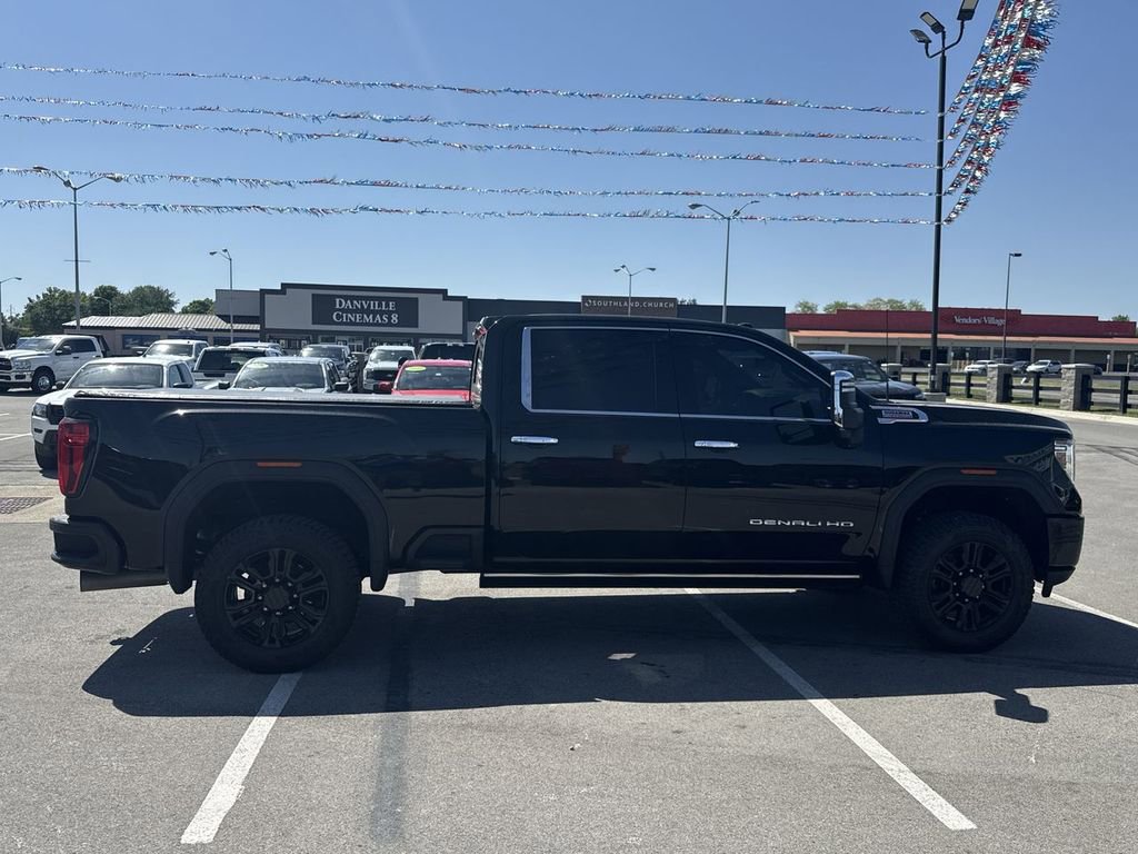 Used 2023 GMC Sierra 2500 Denali w/ Denali Black Diamond Edition AWD/4WD image 14