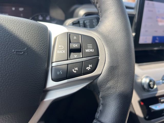 Certified 2022 Ford Explorer XLT w/ Equipment Group 202A image 10