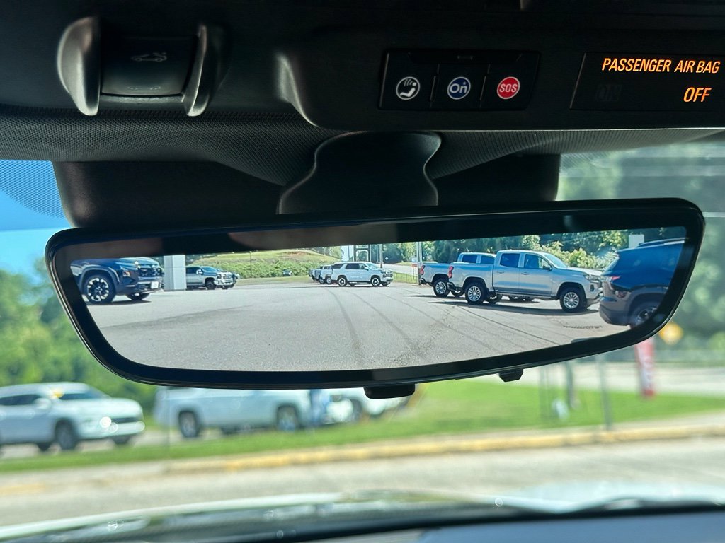 Used 2019 Chevrolet Camaro ZL1 RWD image 19