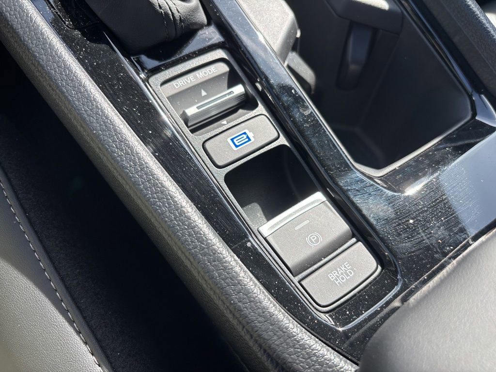 Used 2025 Honda Accord Sport image 26