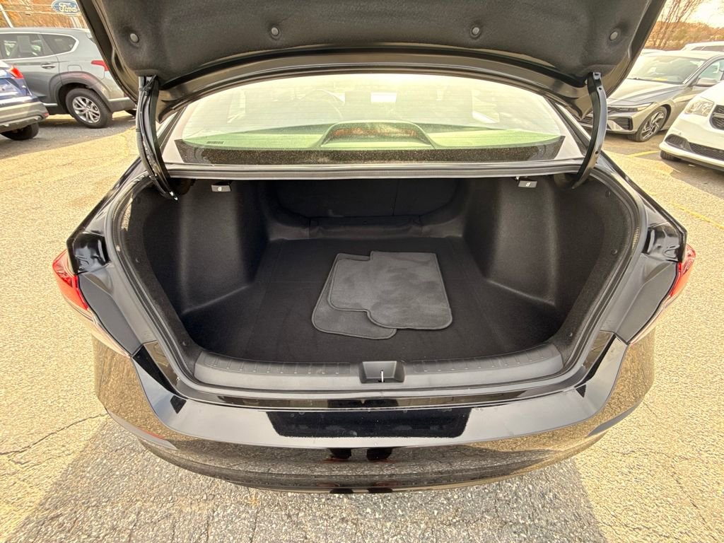 Used 2025 Honda Civic Sport image 13