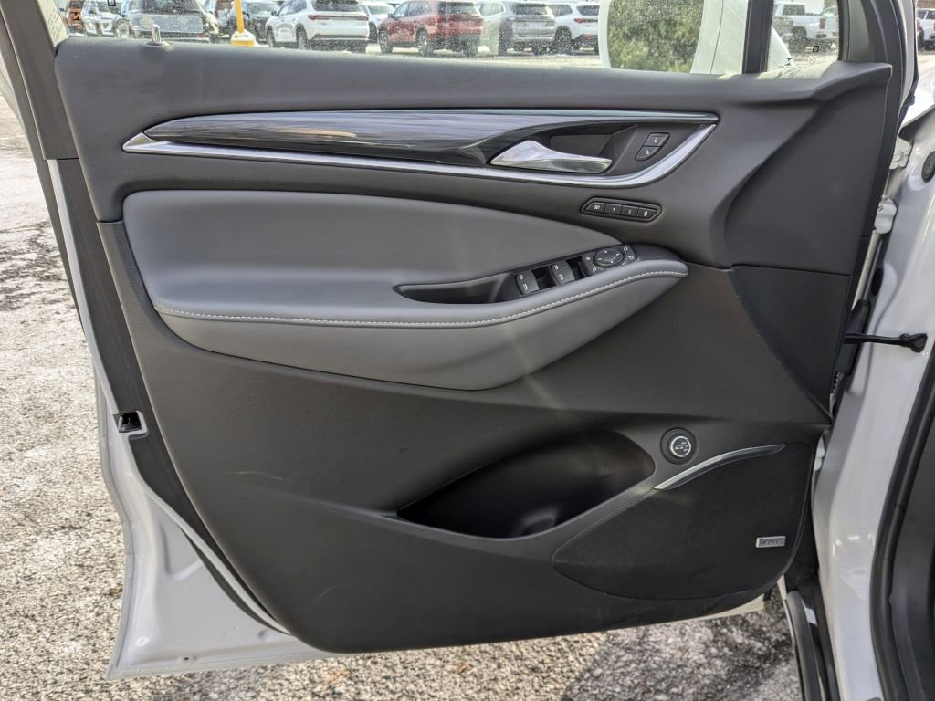 Used 2019 Buick Enclave Premium w/ Trailering Package, 5000 lbs. image 9