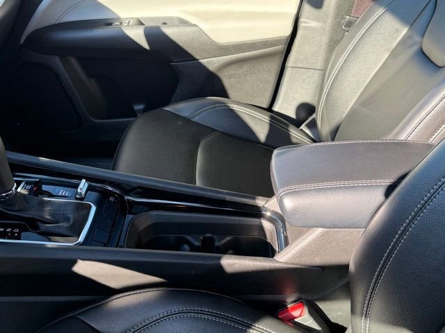 Used 2025 Jeep Compass Limited image 23