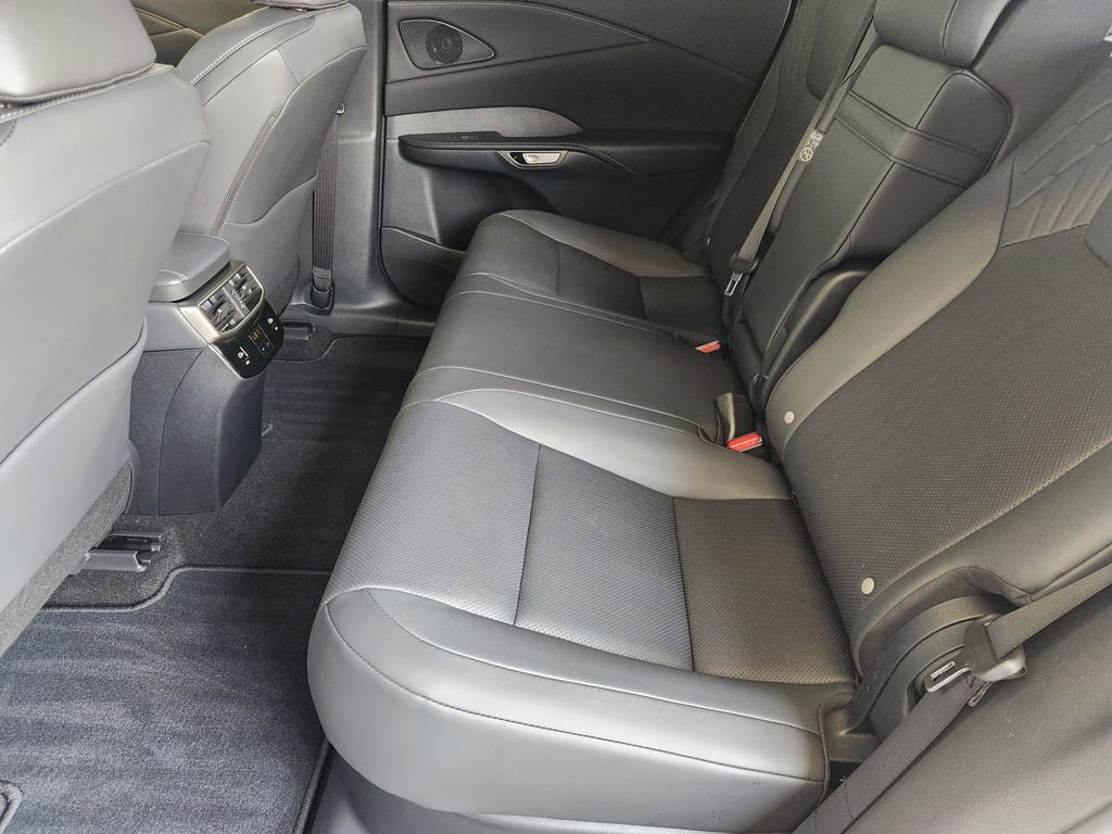 Used 2025 Lexus RX 350 Premium w/ Accessory Package (Z1) image 30