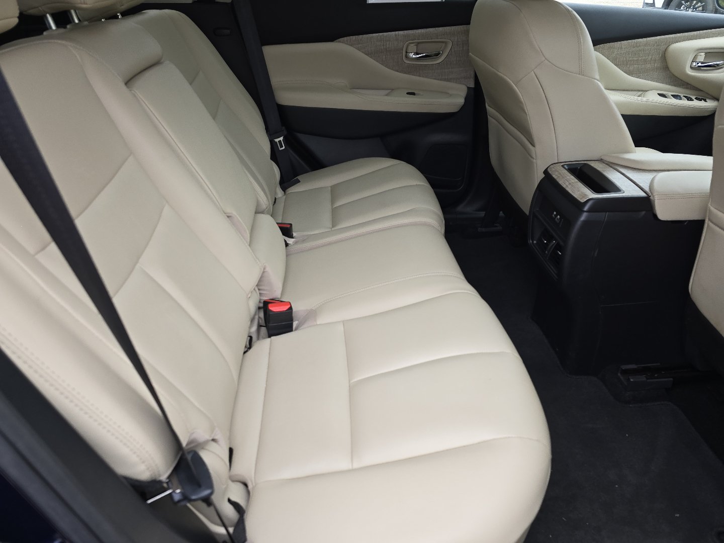 Used 2024 Nissan Murano SV AWD/4WD image 22