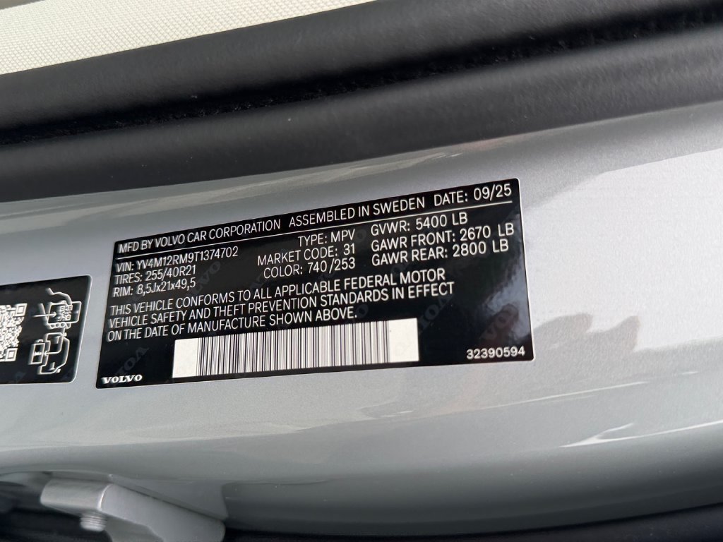 Used 2026 Volvo XC60 B5 Ultra w/ Climate Package AWD/4WD image 30