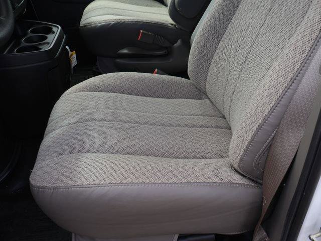 New 2025 GMC Savana 3500 w/ Power Convenience Package image 19