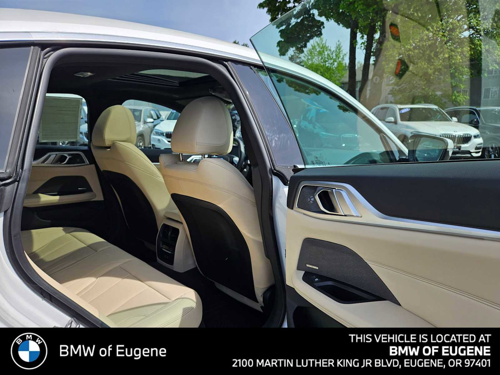 Used 2025 BMW i4 xDrive40i w/ Premium Package AWD/4WD image 14