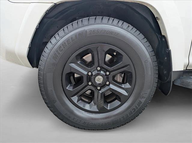 Used 2014 Toyota 4Runner SR5 image 24