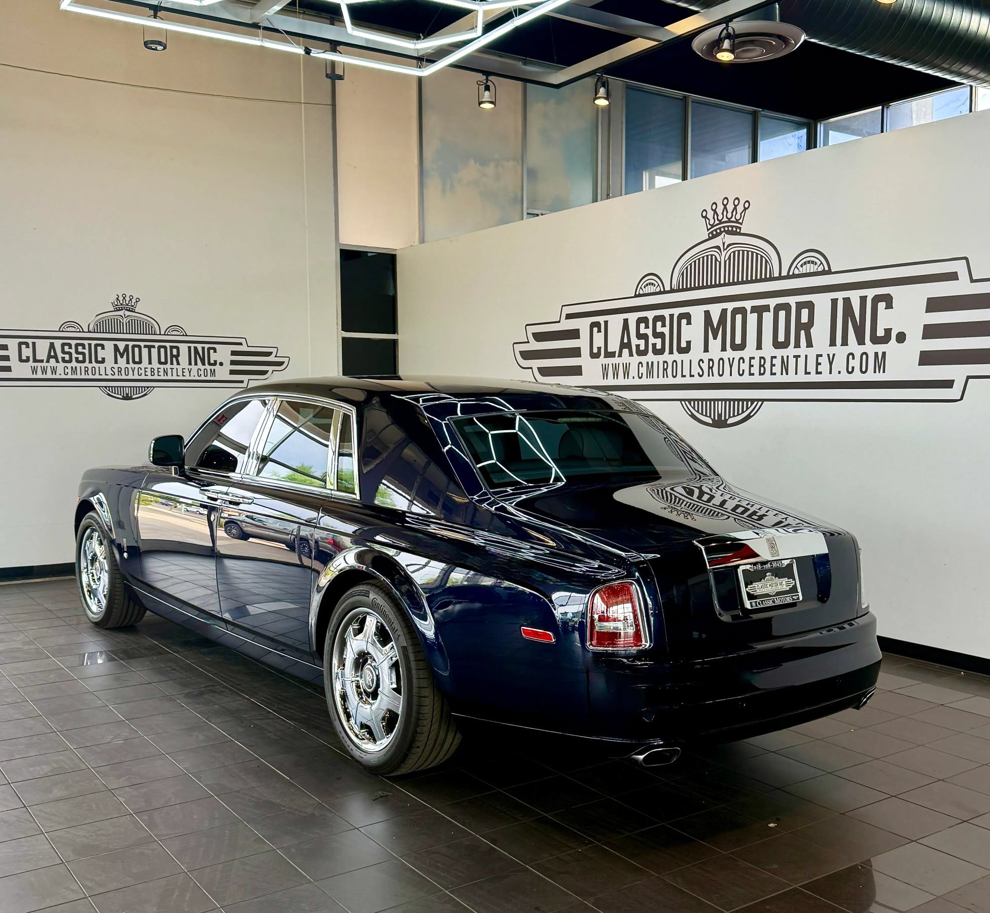 Used 2009 Rolls-Royce Phantom Sedan RWD image 6