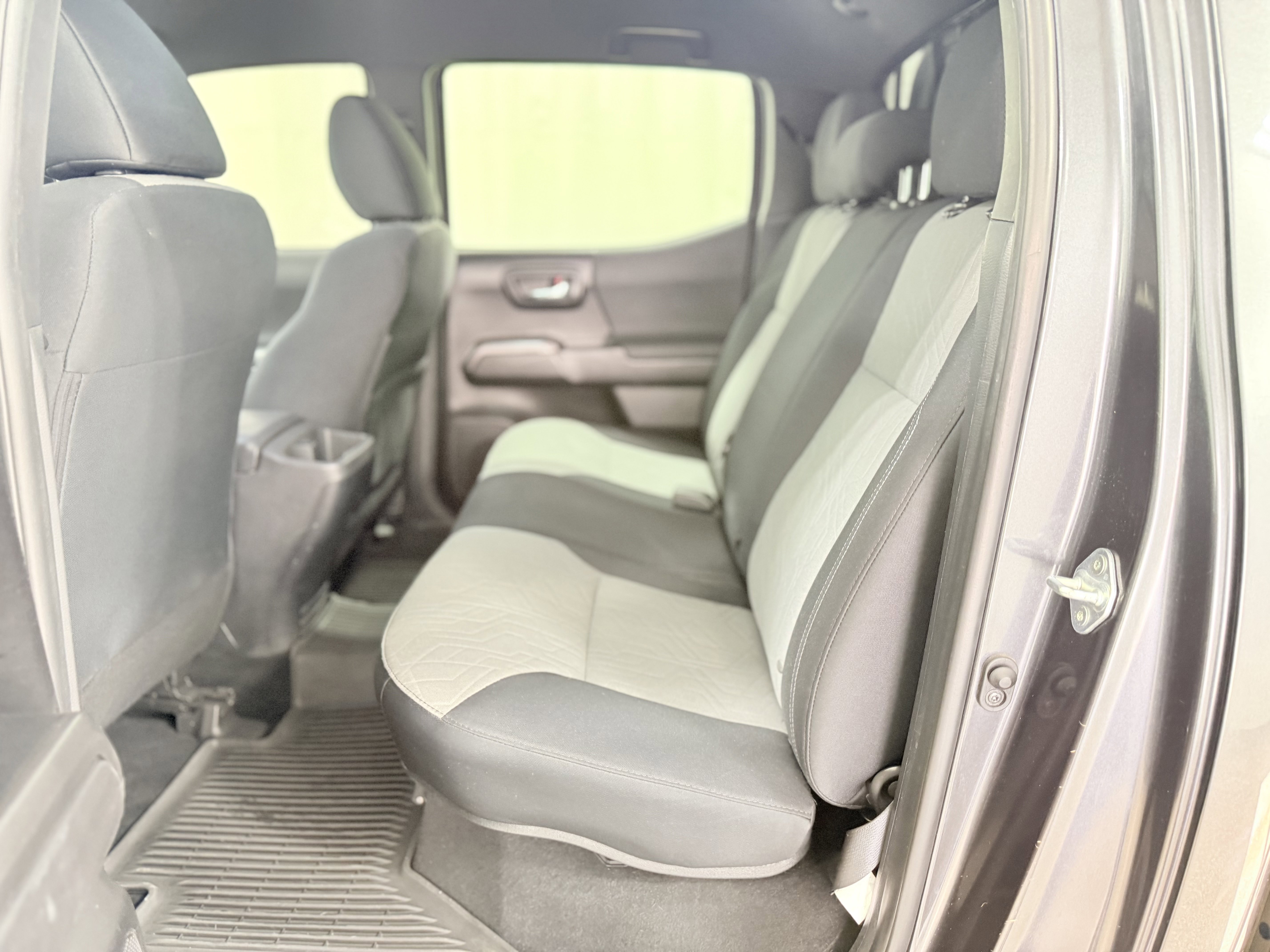 Used 2021 Toyota Tacoma TRD Off-Road w/ Technology Package image 25