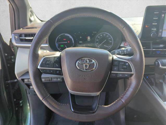Used 2021 Toyota Sienna Platinum image 15