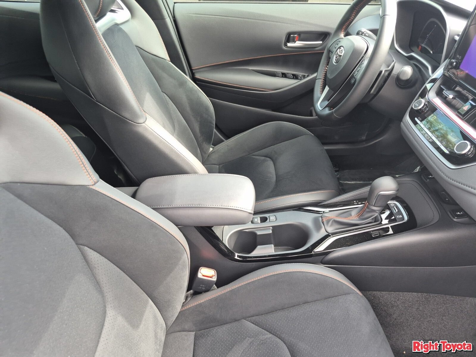 New 2026 Toyota Corolla SE FWD image 16
