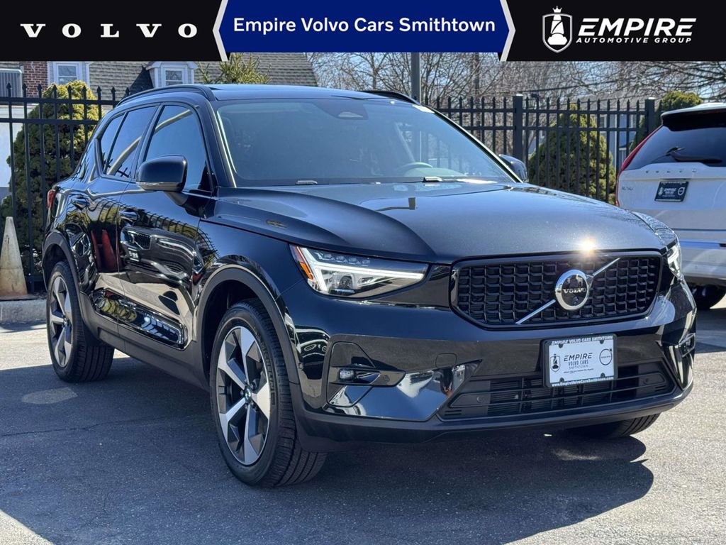 Certified 2026 Volvo XC40 B5 Plus w/ Protection Package Premier