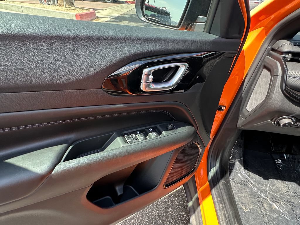 New 2026 Jeep Compass Latitude AWD/4WD image 17