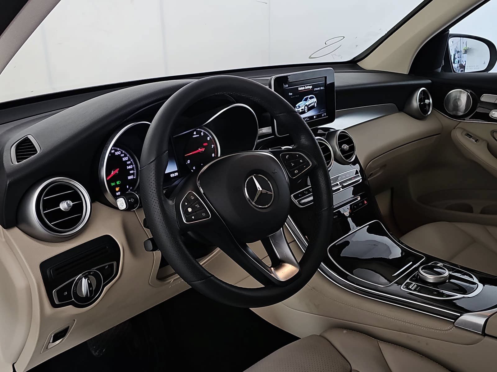 Used 2019 Mercedes-Benz GLC 300 w/ Premium Package image 16