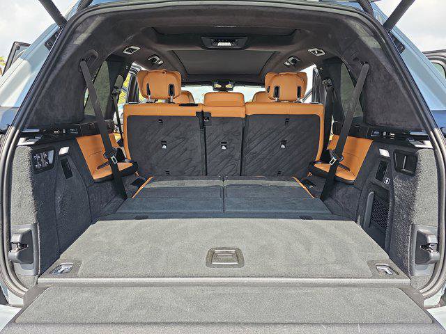 Certified 2024 BMW X7 xDrive40i w/ M Sport Package image 13