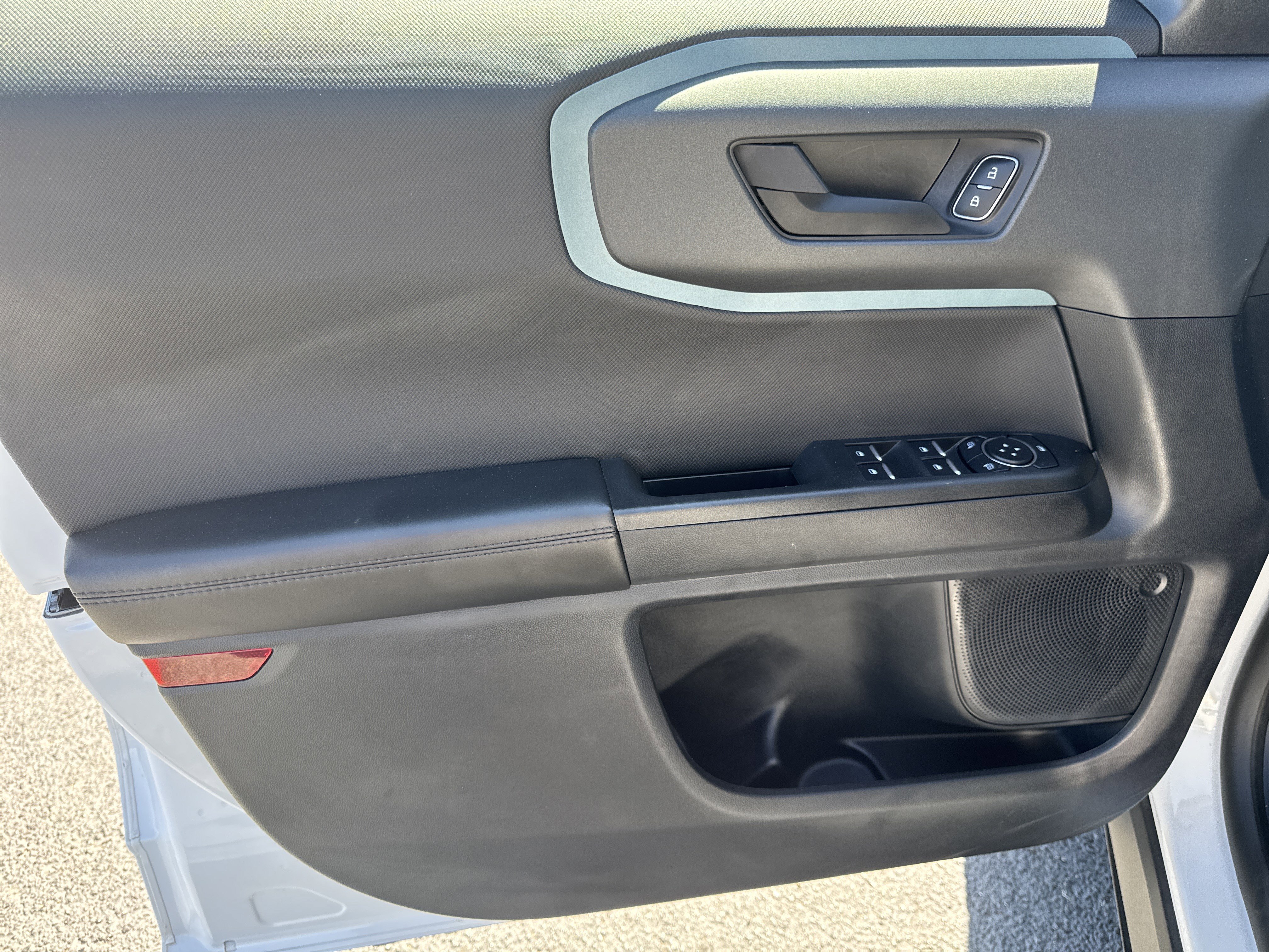 Used 2024 Ford Bronco Sport Badlands image 11