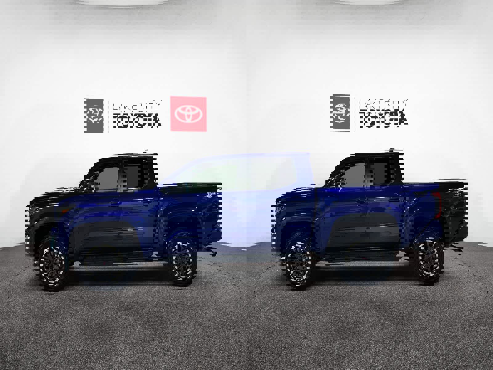 New 2025 Toyota Tacoma TRD Sport AWD/4WD image 3