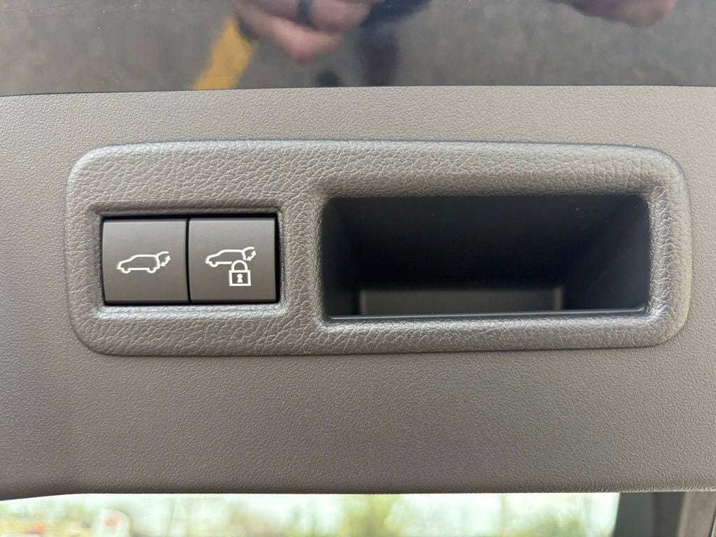 New 2026 Toyota C-HR AWD/4WD image 22