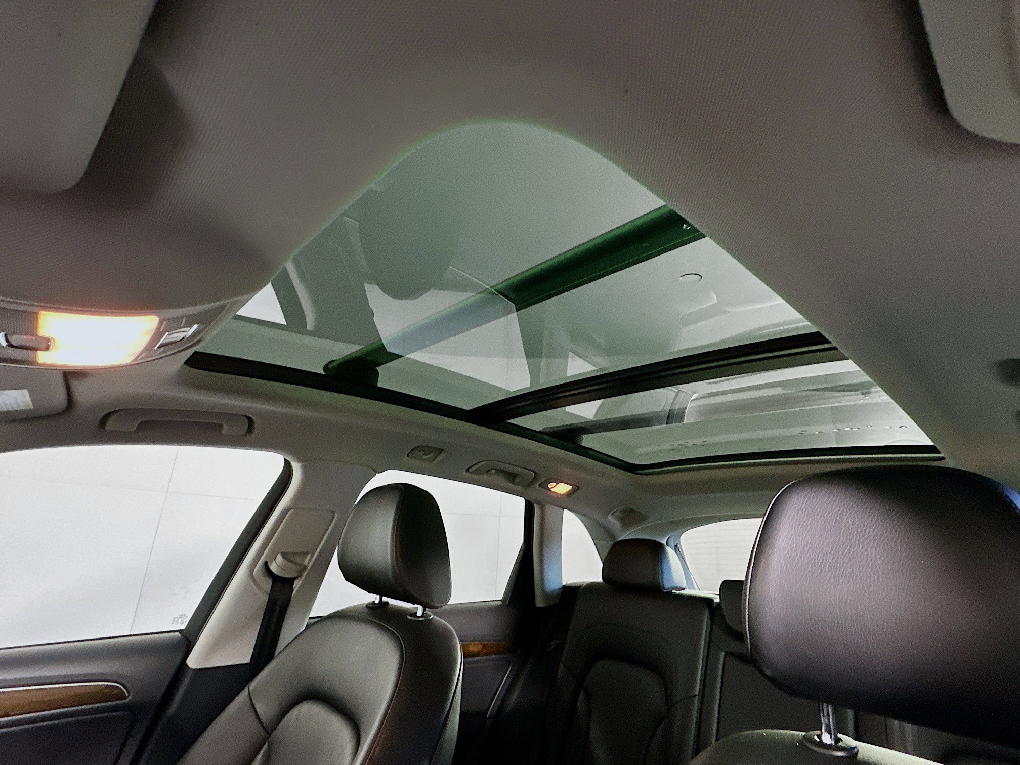 Used 2017 Audi Q5 2.0T Premium Plus w/ Technology Package image 25