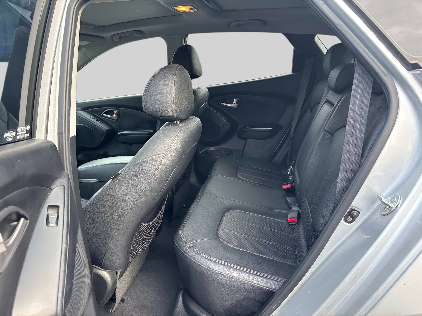 Used 2013 Hyundai Tucson Limited w/ Premium Pkg image 12