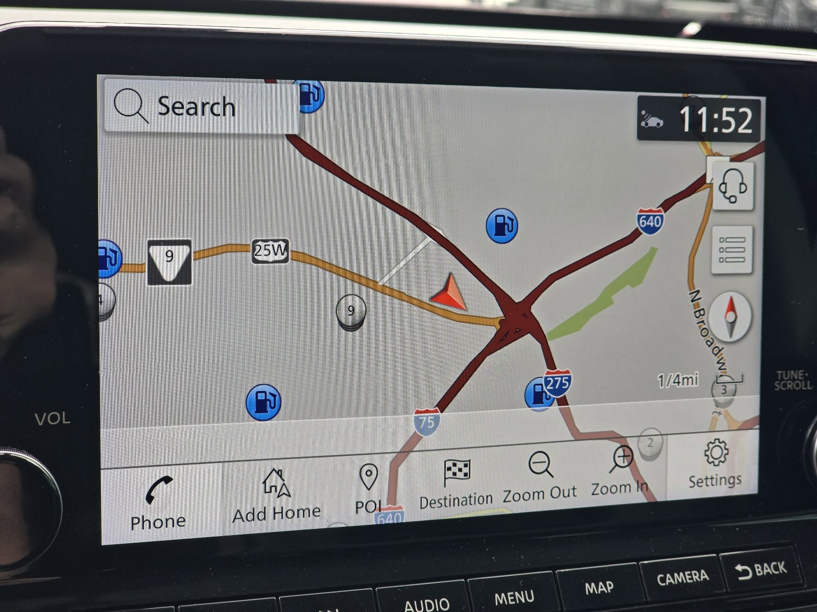 Used 2023 Nissan Pathfinder Platinum image 18