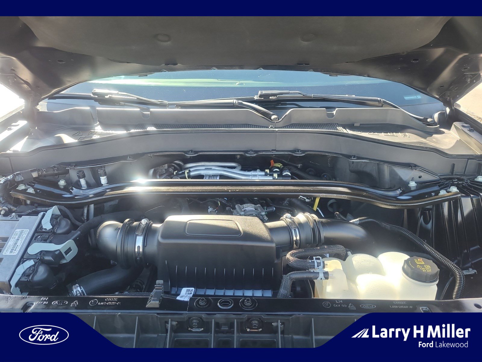 Used 2022 Ford Explorer Platinum w/ Equipment Group 601A image 21