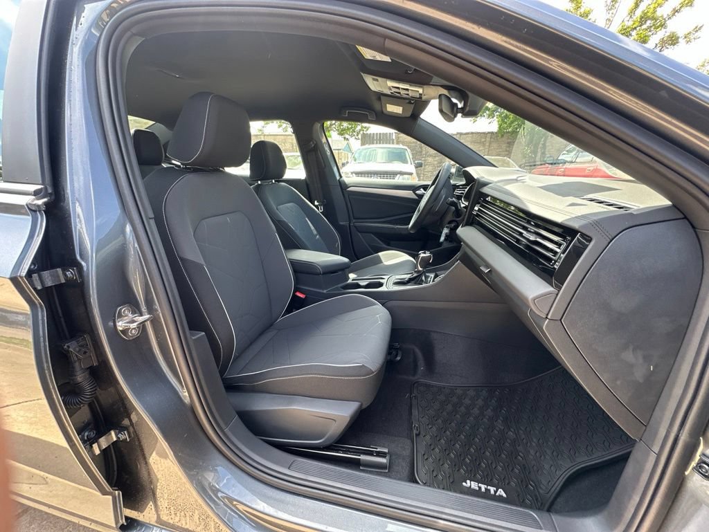 New 2026 Volkswagen Jetta Sport FWD image 17