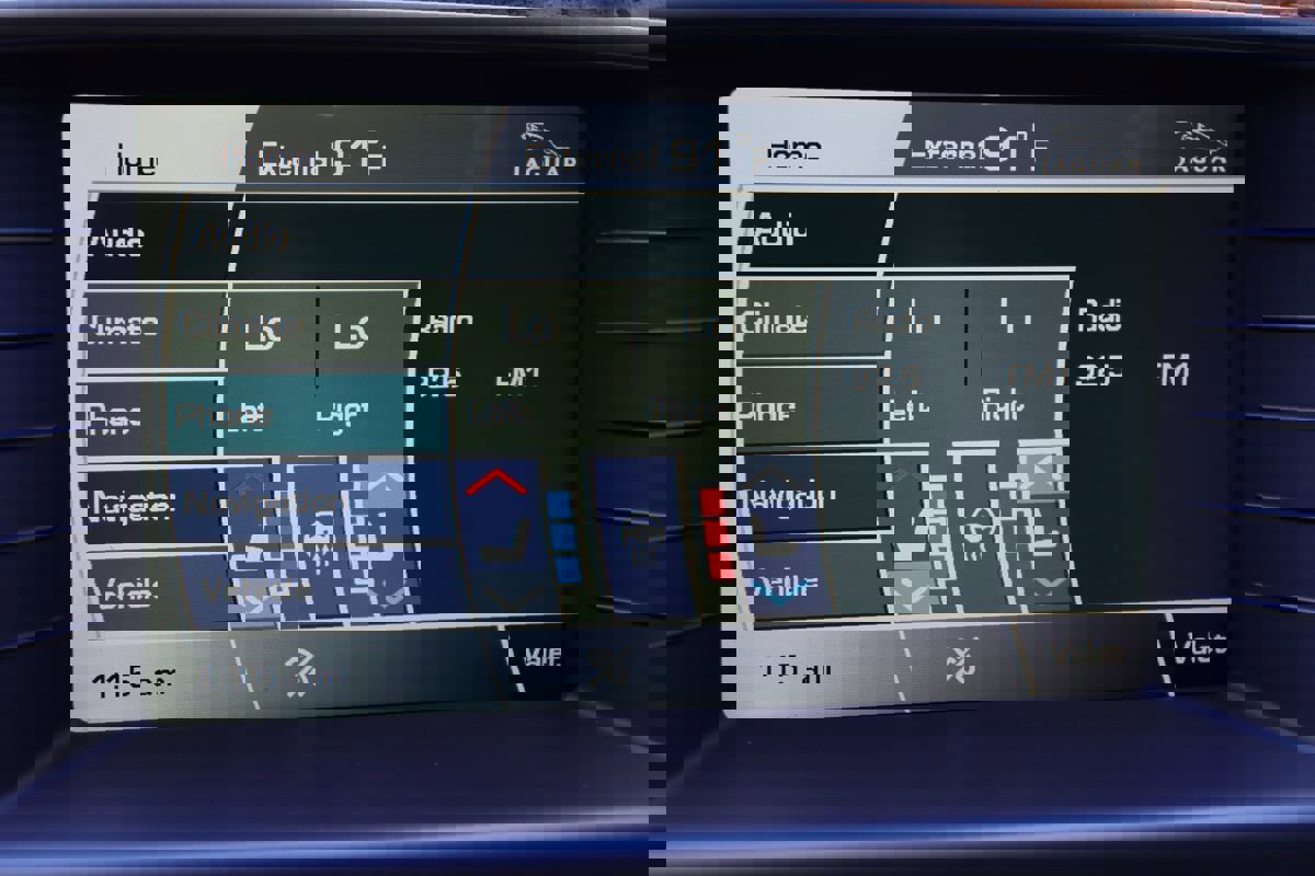 Used 2011 Jaguar XK Coupe image 20