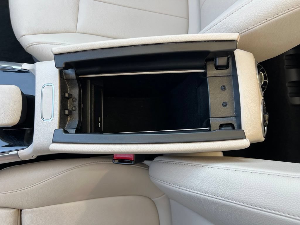 Used 2022 Mercedes-Benz GLB 250 image 22