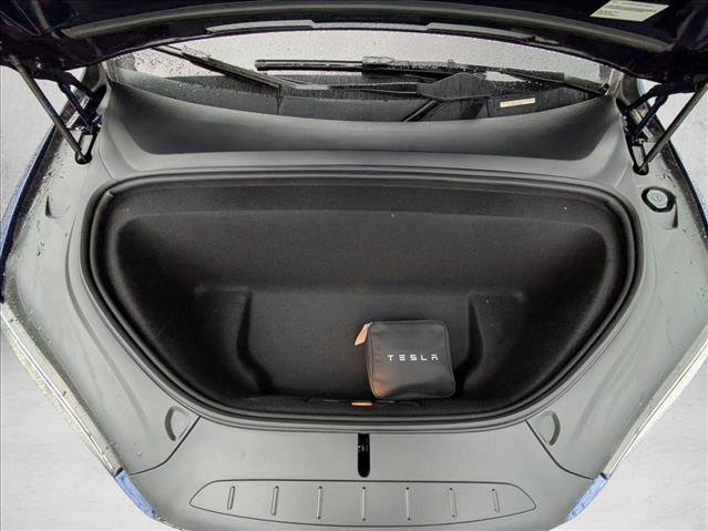 Used 2022 Tesla Model X image 24