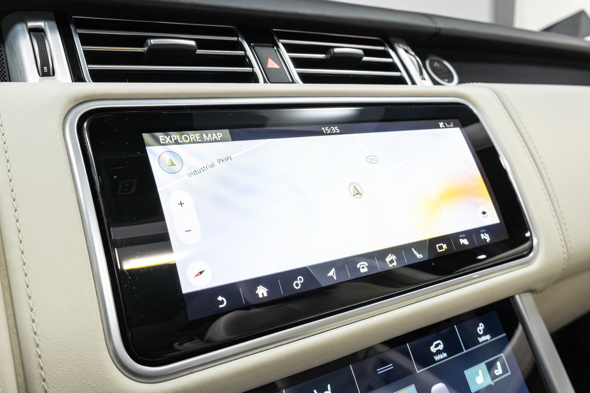 Used 2019 Land Rover Range Rover Long Wheelbase Autobiography image 70