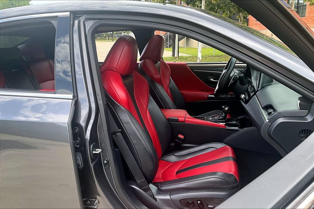 Used 2023 Lexus ES 350 F Sport w/ Accessory Package (Z2) FWD image 10
