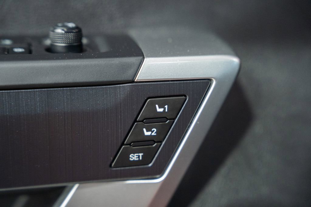 Used 2024 Toyota Sequoia Platinum w/ TRD Off-Road Package AWD/4WD image 50