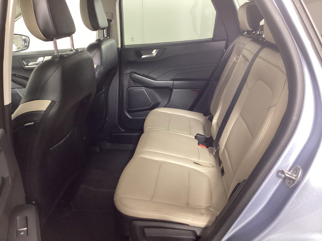 Used 2022 Ford Escape SEL image 13