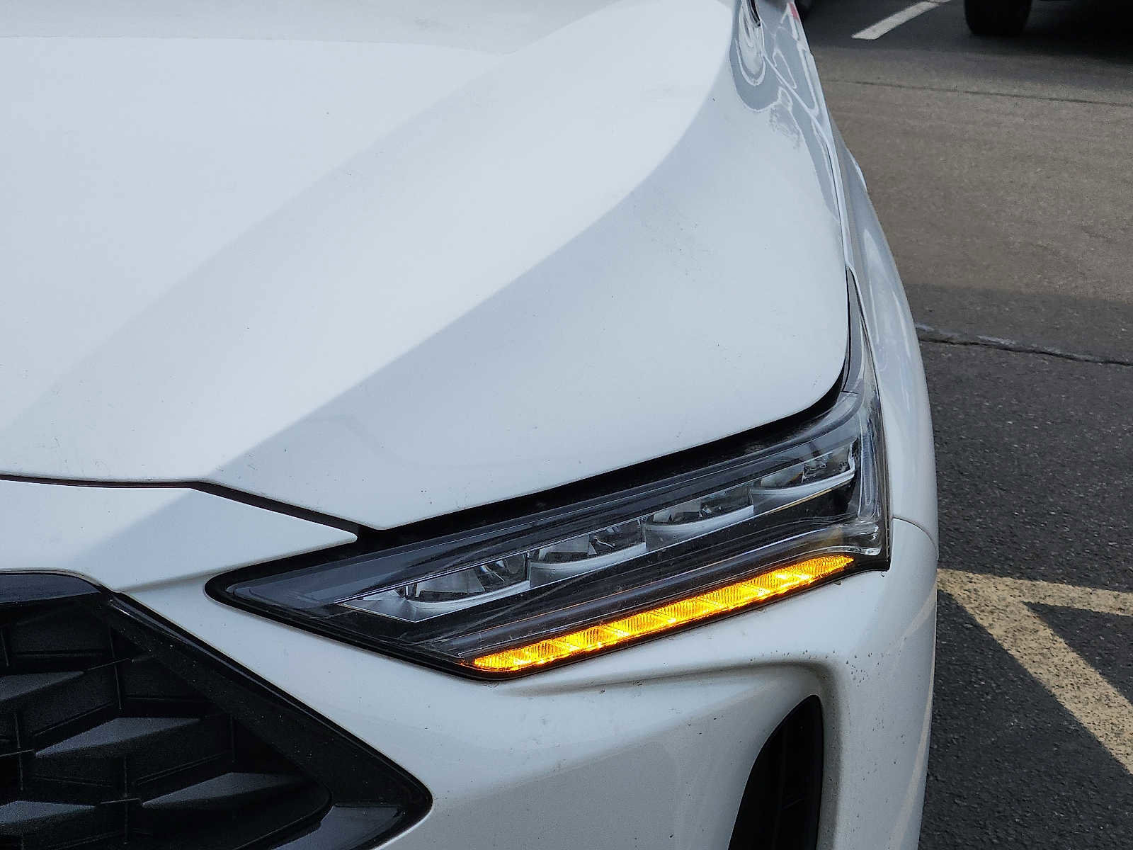 Used 2023 Acura MDX A-Spec image 9