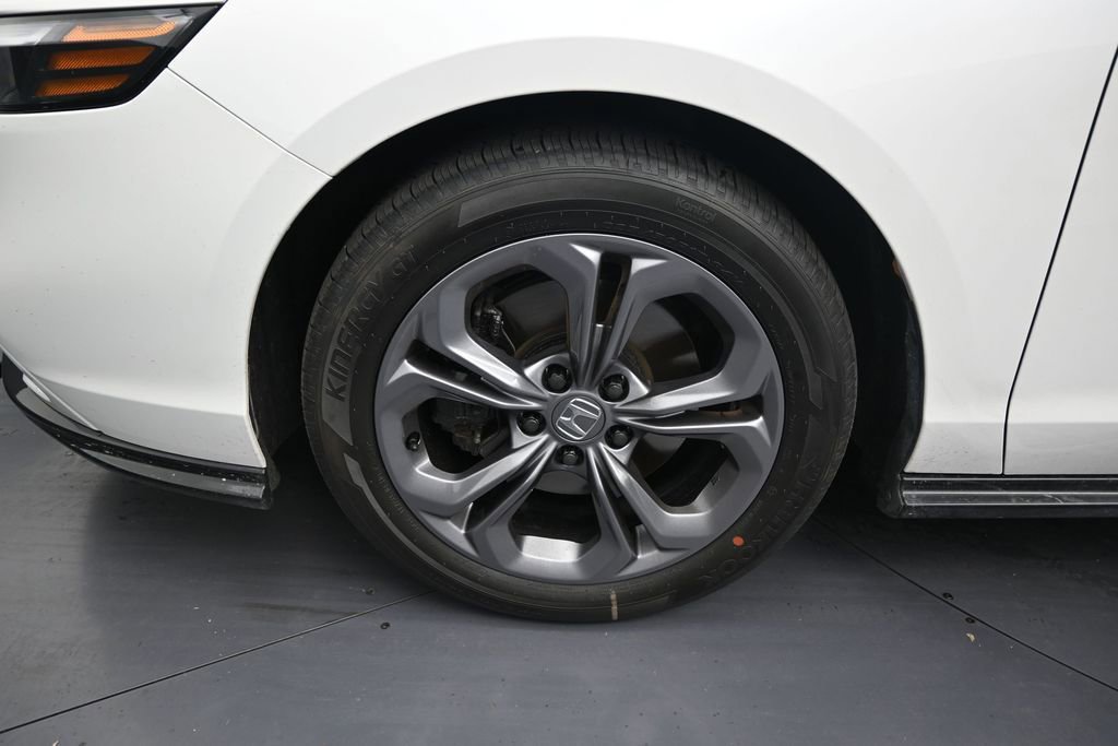 Used 2025 Honda Accord EX-L image 9