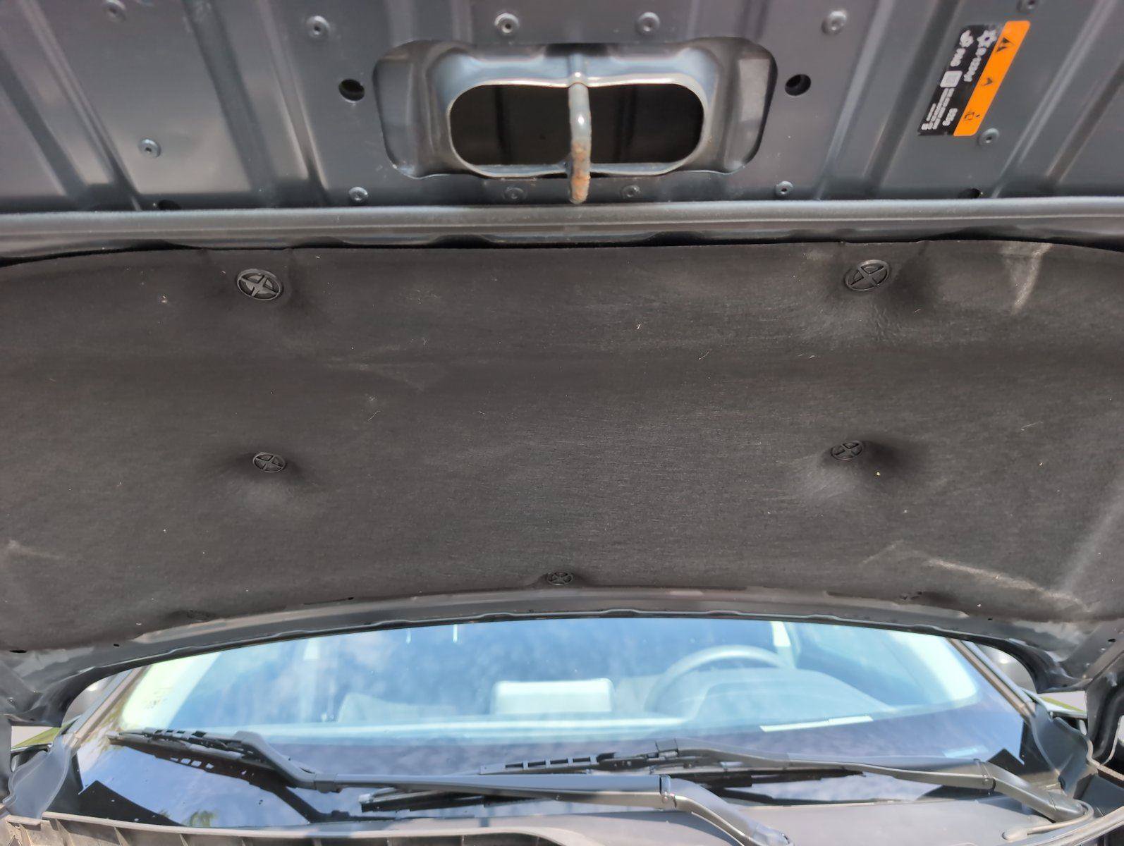 Used 2024 Nissan Rogue S AWD/4WD image 14