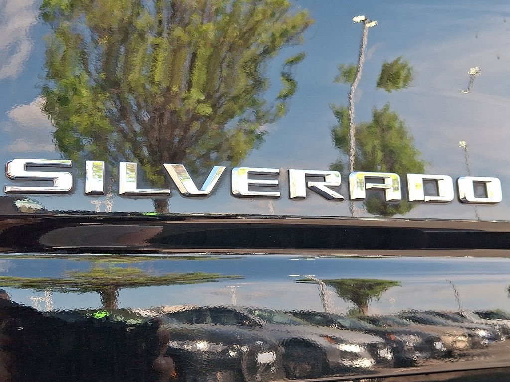 Used 2022 Chevrolet Silverado 2500 LT w/ Convenience Package image 32