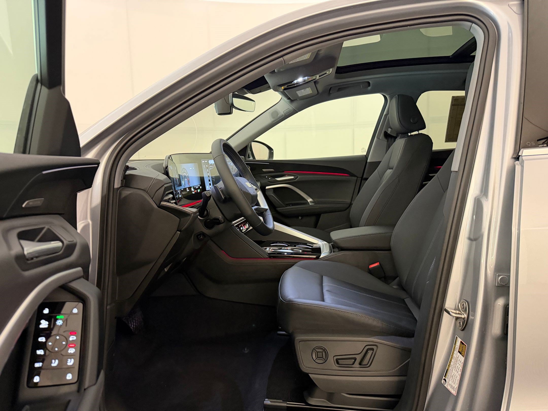 New 2026 Audi Q5 Premium AWD/4WD image 5